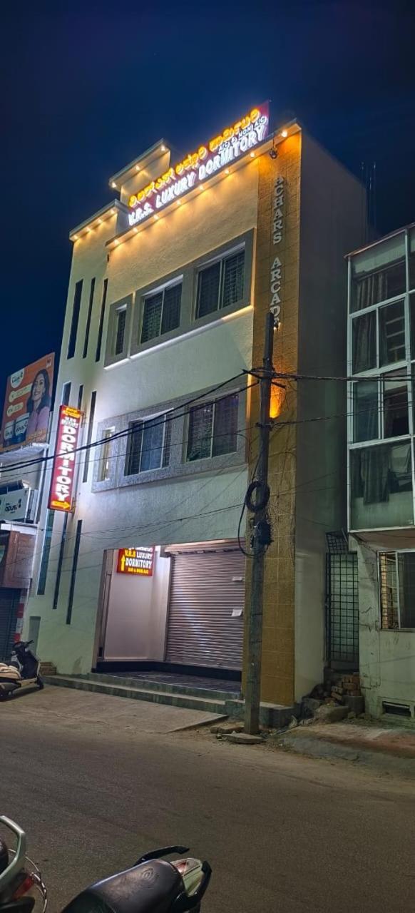 V R S Luxury Ac Dormitory مَسّور المظهر الخارجي الصورة