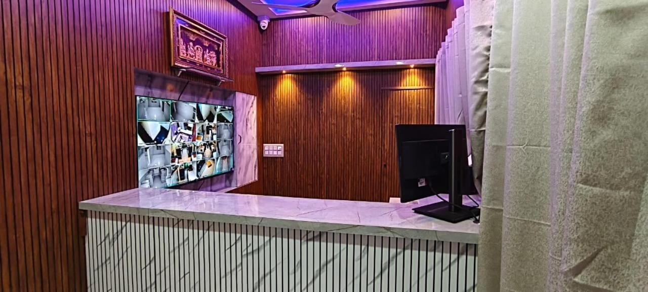 V R S Luxury Ac Dormitory مَسّور المظهر الخارجي الصورة